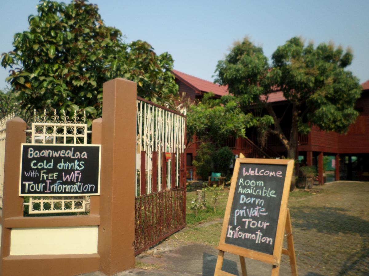 Baanwealaa Guesthouse (Adults Only) Chiang Mai Exteriör bild